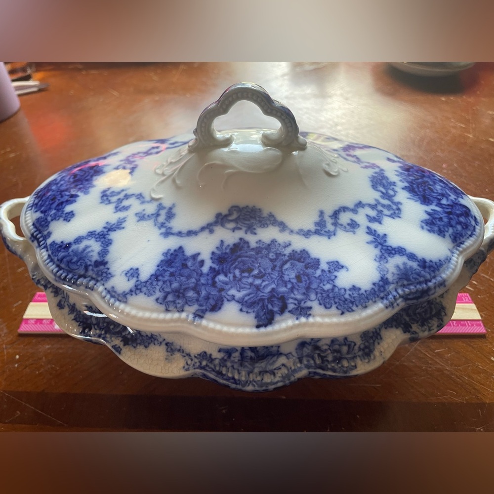 Vintage flow blue vegtable tureen